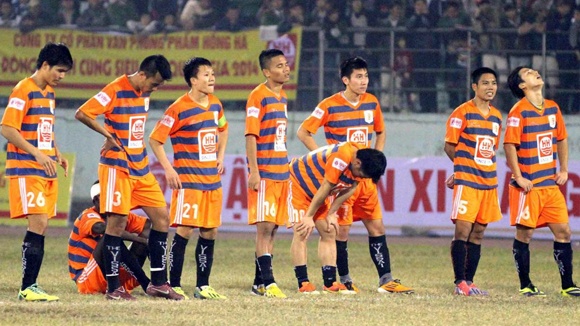 9 cau thu Ninh Binh bi treo gio vinh vien tren toan chau A hinh anh