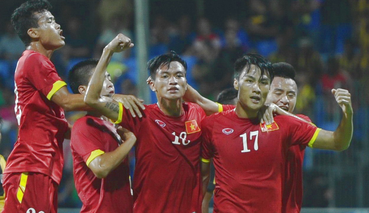 Truyen thong khu vuc khen ngoi U23 Viet Nam hinh anh