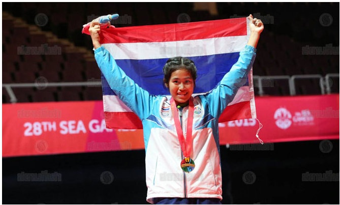 Sawettabut giành tấm HCV đơn nữ quý giá cho bóng bàn Thái Lan sau 32 năm. Ảnh: Siam Sport.