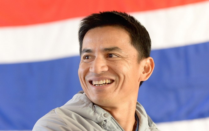 Kiatisak: ‘Cac doi bong Dong Nam A bat dau lo so Thai Lan’ hinh anh