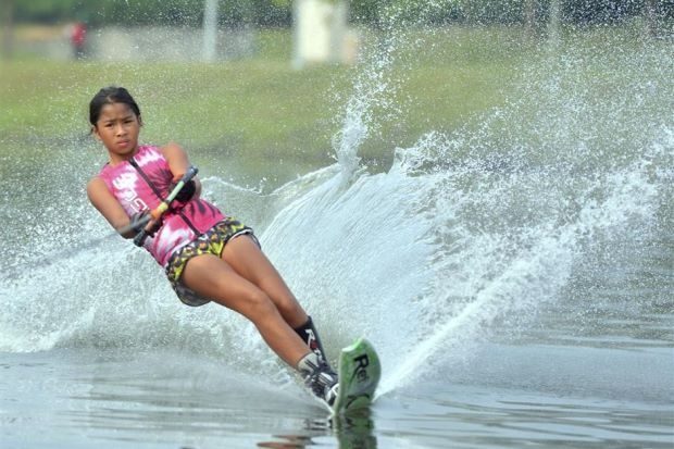 Hanifah giành đến 3 HCV SEA Games khi mới 11 tuổi. Ảnh: The Star.