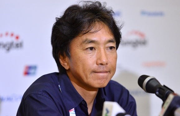 VFF khong cham dut hop dong voi HLV Miura hinh anh