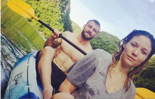 Tien ve De Rossi du lich o Ha Long hinh anh