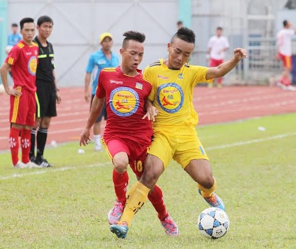 Quang Ngai tiep tuc gay bat ngo tai giai U17 quoc gia hinh anh