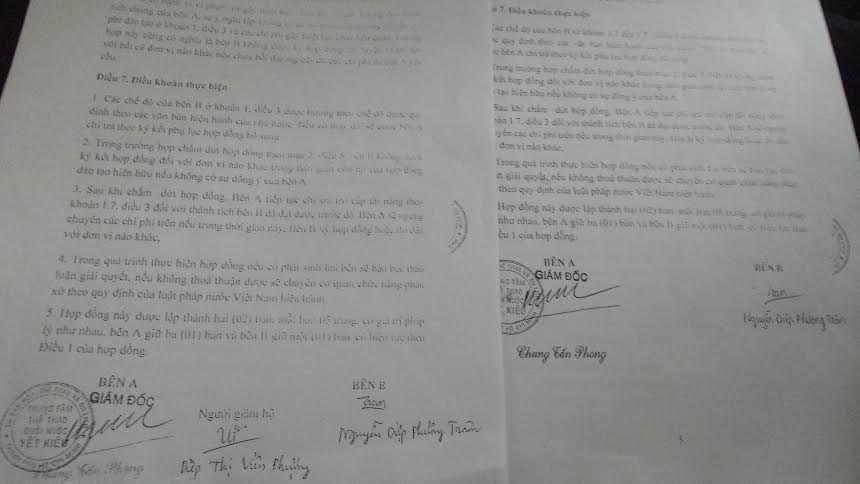 Ngày 1/7/2014 Trung tâm Thể thao dưới nước ký hợp đồng đào tạo và thi đấu với Phương Trâm. Ở hợp đồng đào tạo (phải) có chữ ký của Trâm và mẹ của cô, còn hợp đồng thi đấu (phải) chỉ có Phương Trâm ký. Khi đó, cô chưa đầy 13 tuổi.