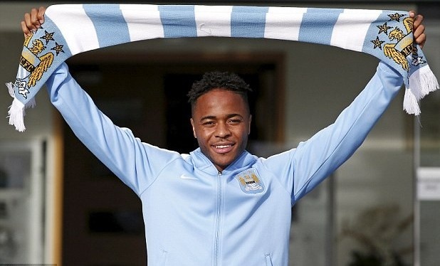 Raheem Sterling va 2 lan den Viet Nam hinh anh