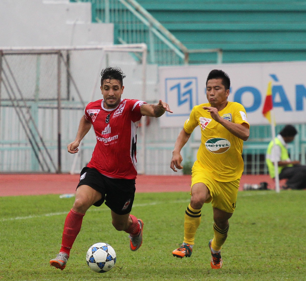 Guc nga truoc DTLA, Thanh Hoa van vung ngoi dau hinh anh