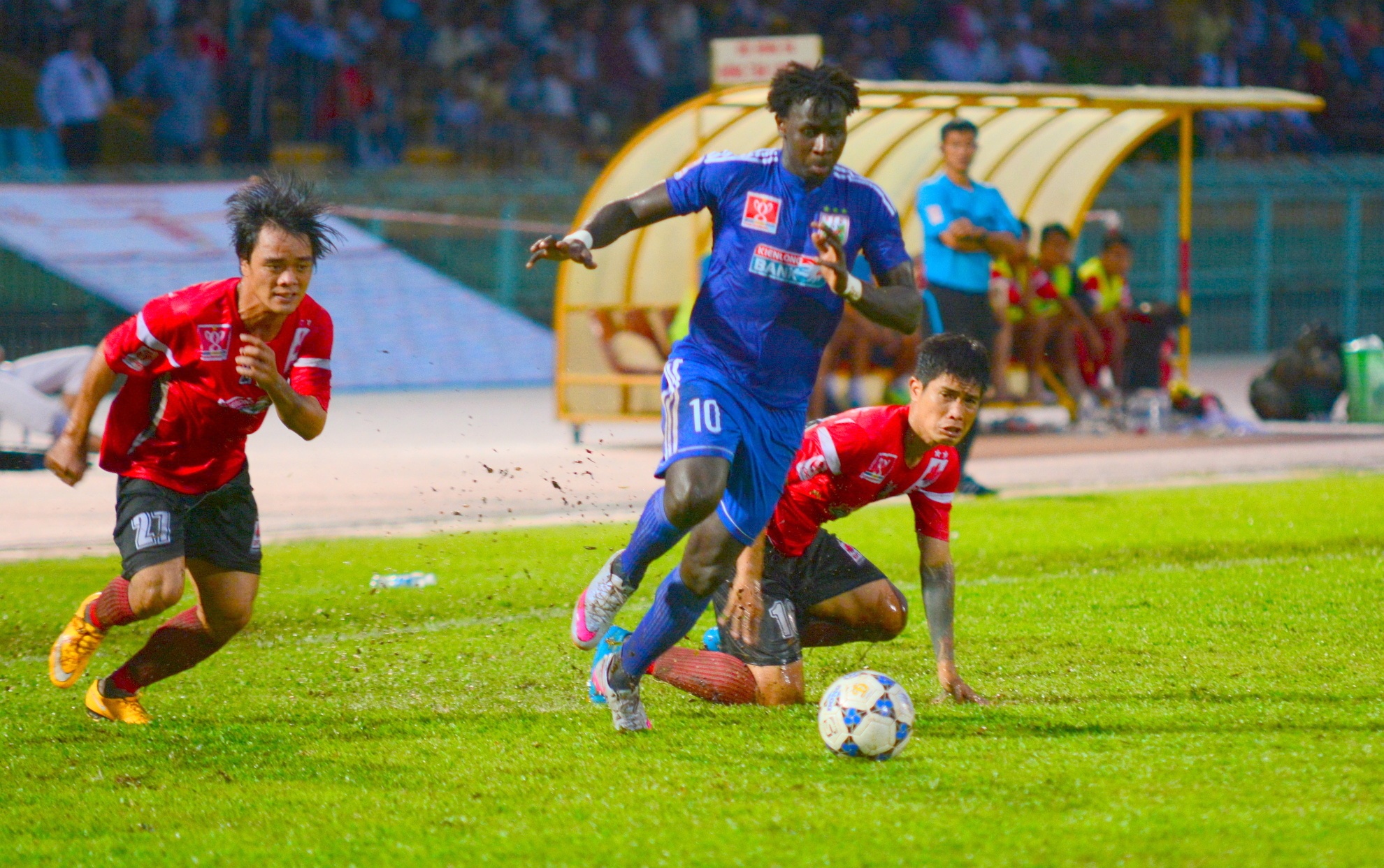 B.Binh Duong vao chung ket Cup quoc gia hinh anh