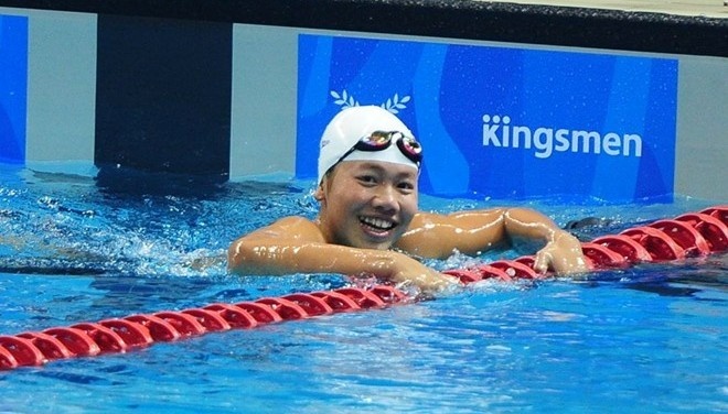 Cho Anh Vien lap ky tich noi dung 400 m hon hop hinh anh