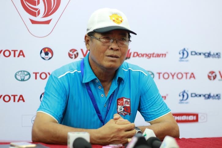 HLV Dong Nai thay may man vi khong bi sa thai nhu Graechen hinh anh