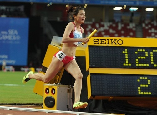 Nguyen Thi Huyen dung buoc som o giai vo dich the gioi hinh anh