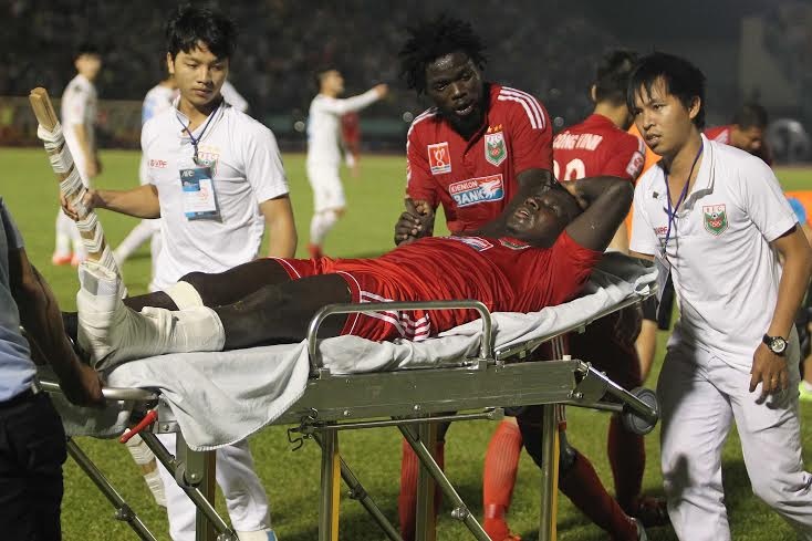 Nan nhan cua Thanh Hao khong bi gay chan hinh anh