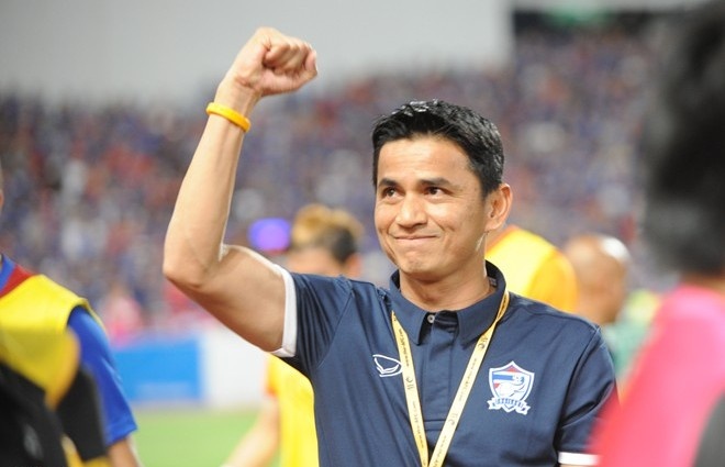 HLV Kiatisak khong lo trong tai bat ep Thai Lan hinh anh