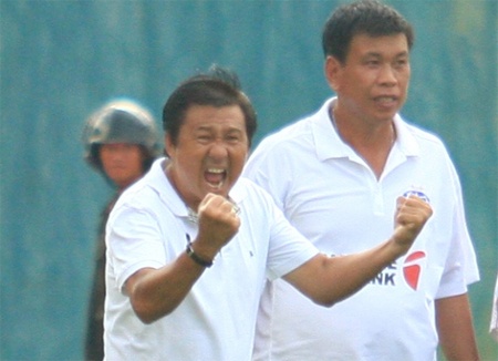 B.Binh Duong co Giam doc ky thuat moi hinh anh