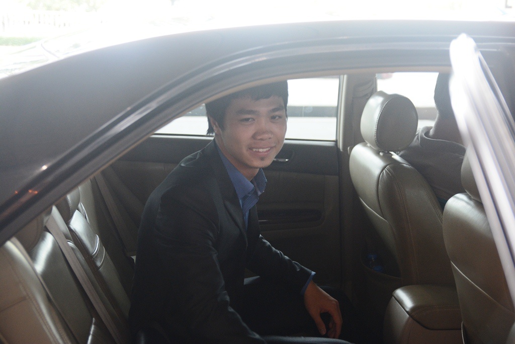 Cong Phuong se ky hop dong tai TP HCM hinh anh