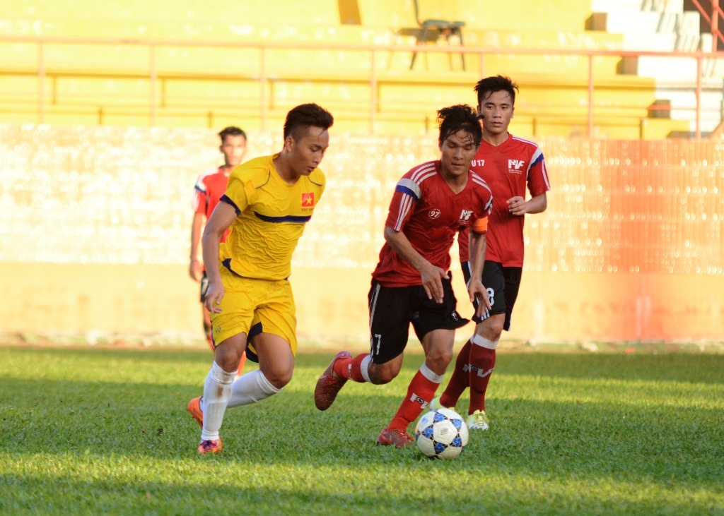 Thua tran giao huu, HLV U21 Viet Nam van tu tin hinh anh