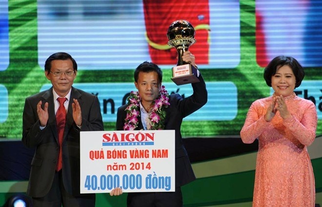 20 cau thu tranh Qua bong vang Viet Nam 2015 hinh anh