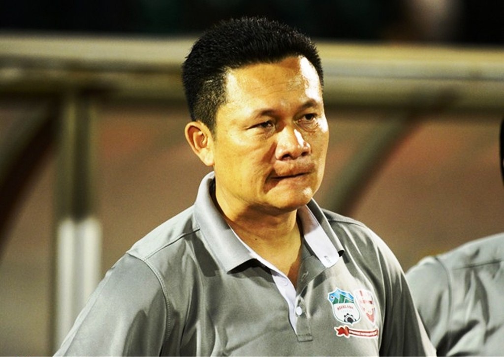 HLV U21 HAGL muon dung khau chien voi dong nghiep hinh anh