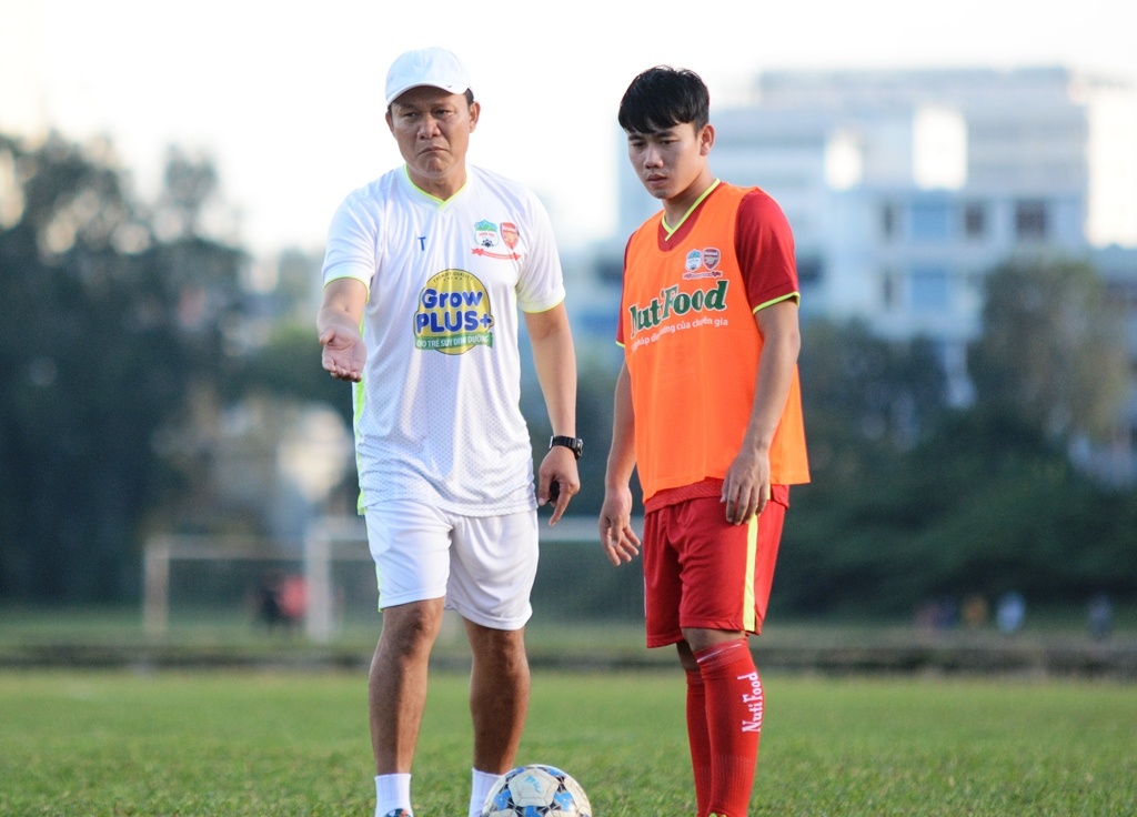 HLV HAGL: ‘Chung toi co cach ghi ban vao luoi U19 Han Quoc' hinh anh