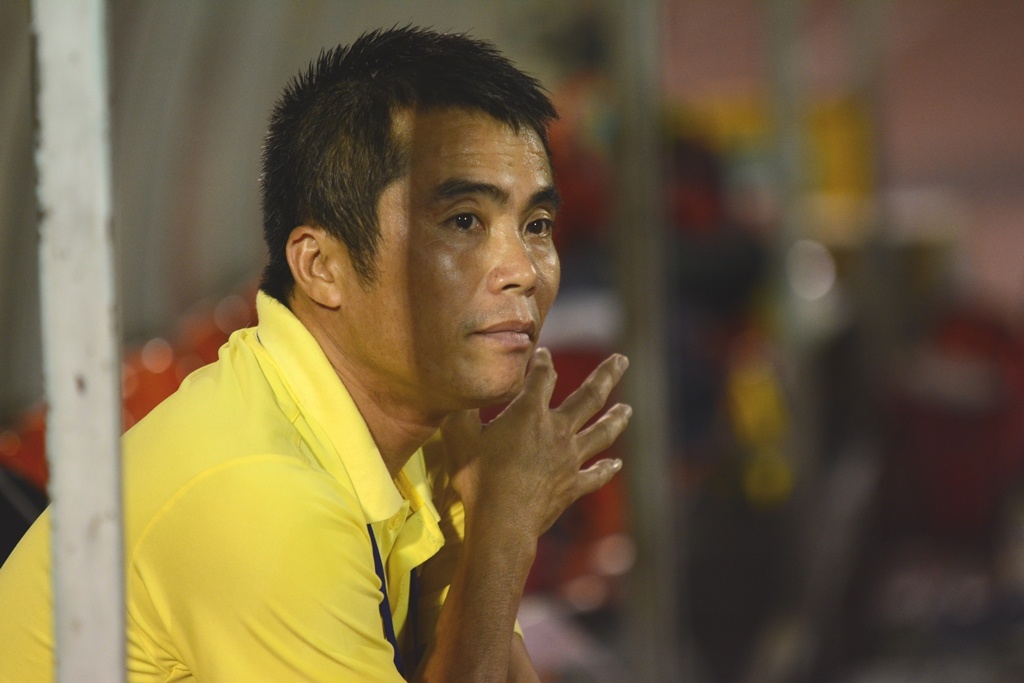 HLV U21 Viet Nam: 'Doi thua vi toi den qua' hinh anh