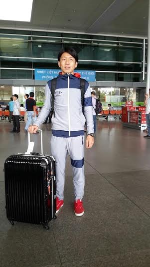 Maasaki Ideguchi đến TP HCM chiều 7/12 và ngay lập tức bay lên HAGL để tập trung cùng các đồng đội mới.