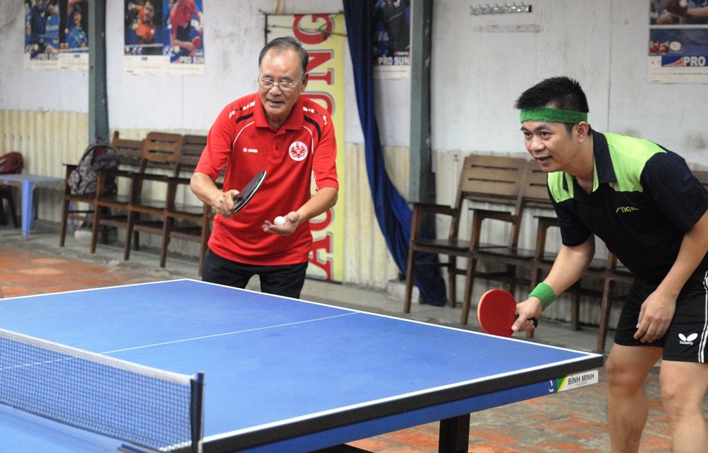 CLB bong ban cac lao tuong danh tieng o TP HCM hinh anh