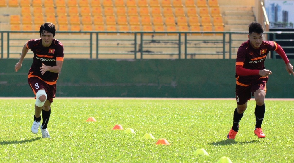 Tuấn Anh, Văn Thành là 2 cầu thủ chấn thương lâu nhất của U23 Việt Nam. Ảnh: Nguyễn Đăng