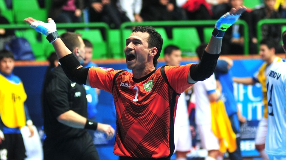 Tuyen futsal Thai Lan nuot trai dang vi nguoi cu hinh anh