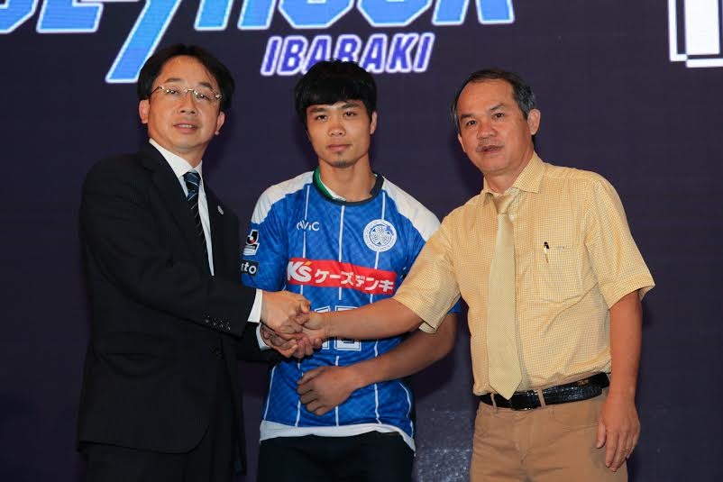 Bong da Nhat Ban o at khai thac thi truong Viet Nam hinh anh