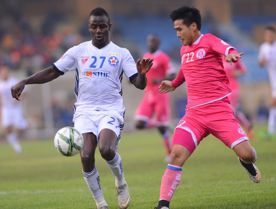 CLB Ha Noi chuyen vao TP HCM de phuc vu nguoi ham mo hinh anh