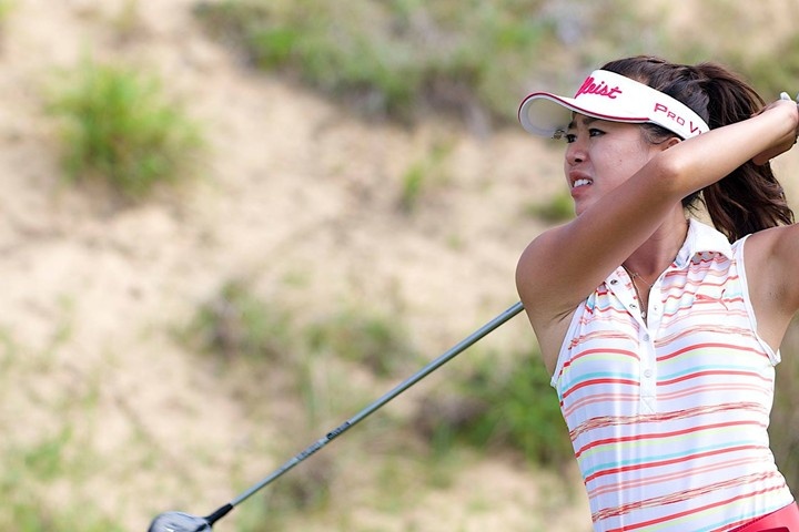 Hoc cach tro luc khi danh golf cung Ngo Bao Nghi hinh anh