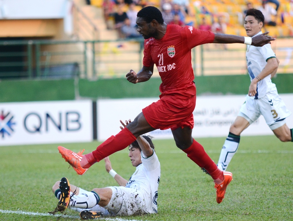 Anh Duc ghi ban khi Cong Vinh vang mat anh 1