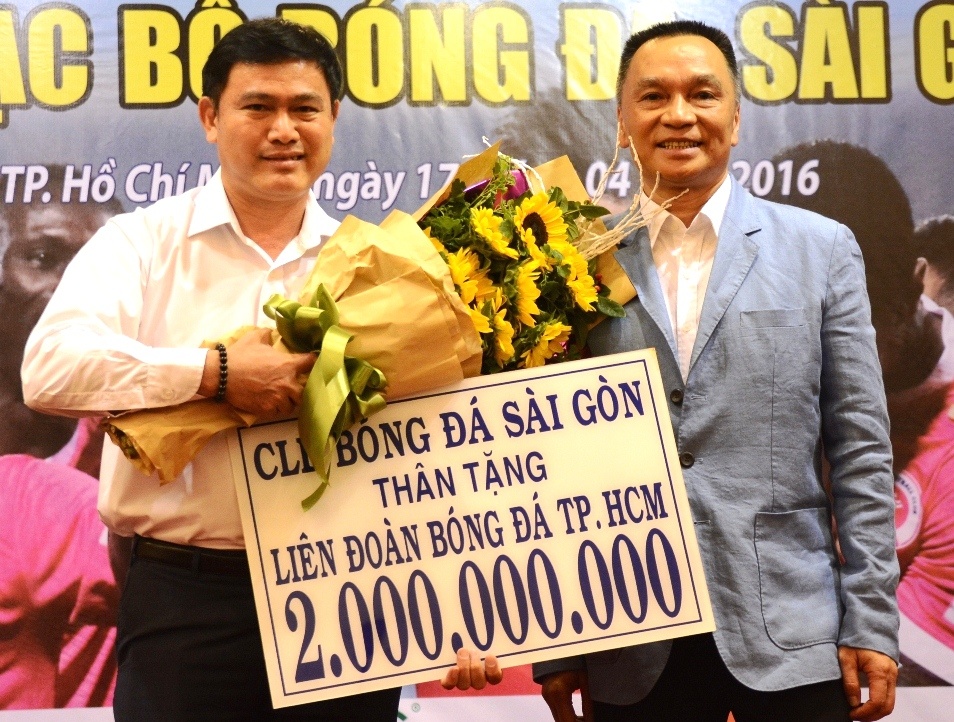 CLB Sai Gon tang Lien doan bong da TP HCM 2 ty ngay ra mat hinh anh