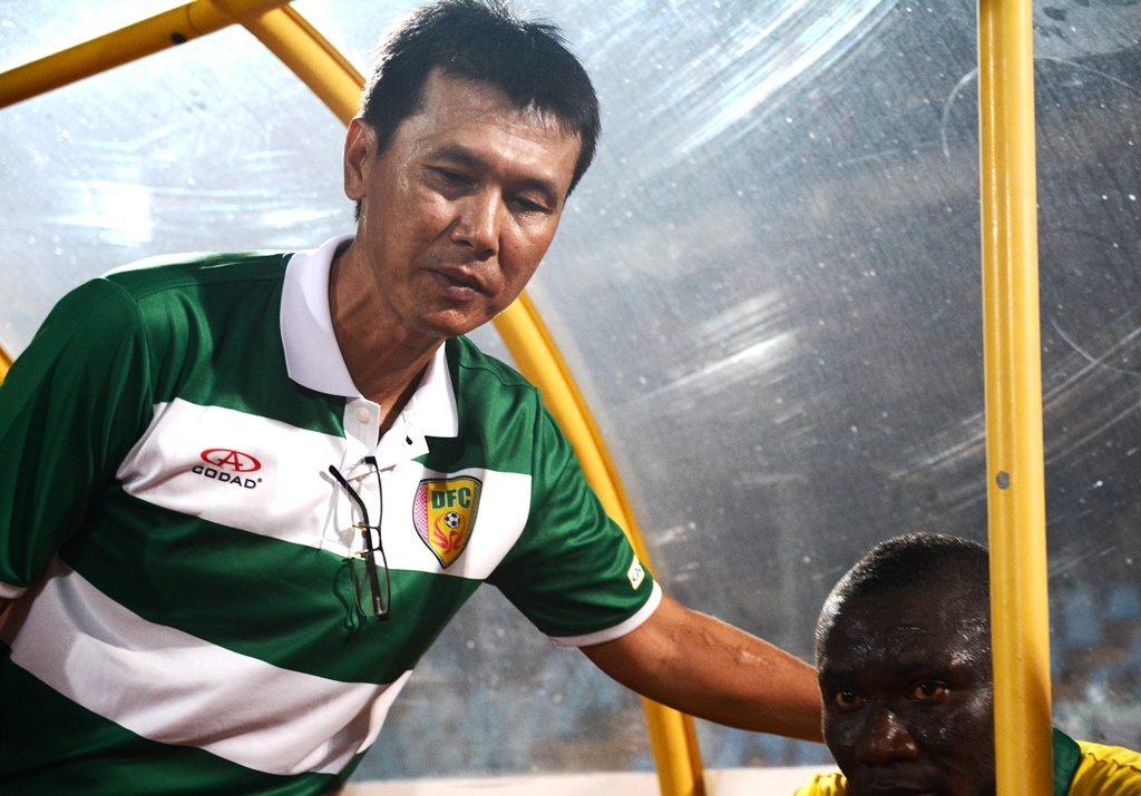 Man ra mat that bai cua HLV Tran Cong Minh hinh anh