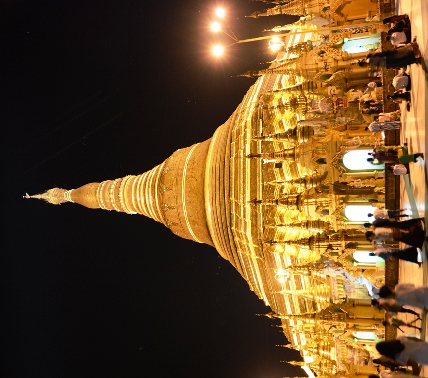 Tuyen Viet Nam tham chua vang Shwedagon anh 6