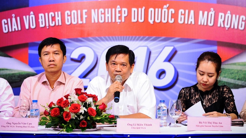 Giai golf nghiep du quoc gia moi VDV quoc te tham du hinh anh