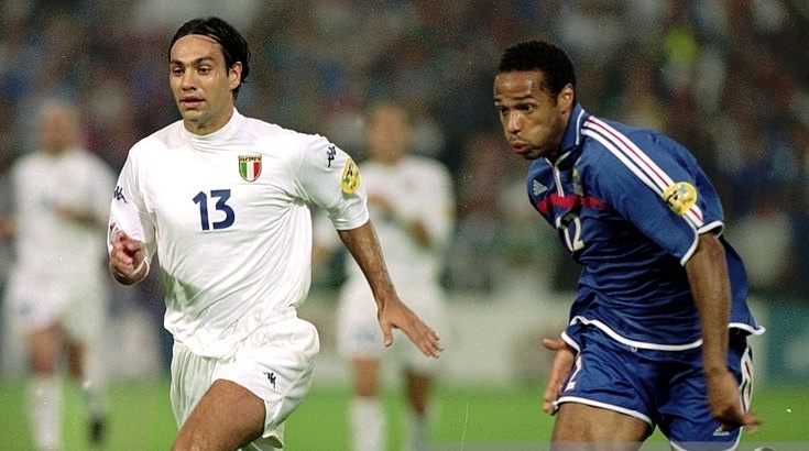 Nhung mua Euro xua hinh anh