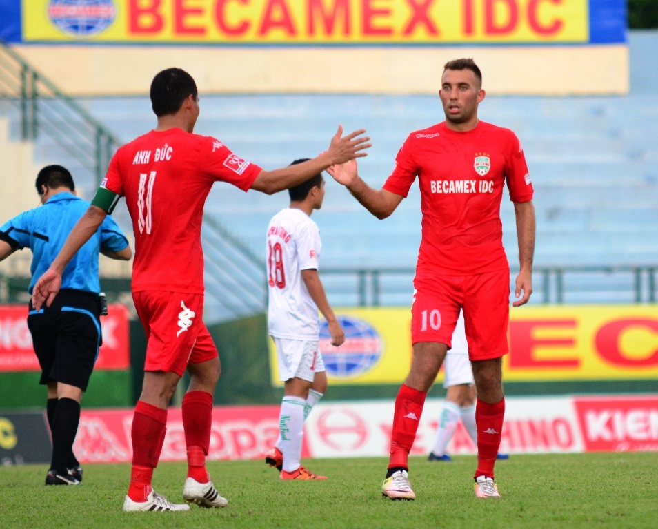 Binh Duong danh bai HAGL chieu 14/6 anh 4