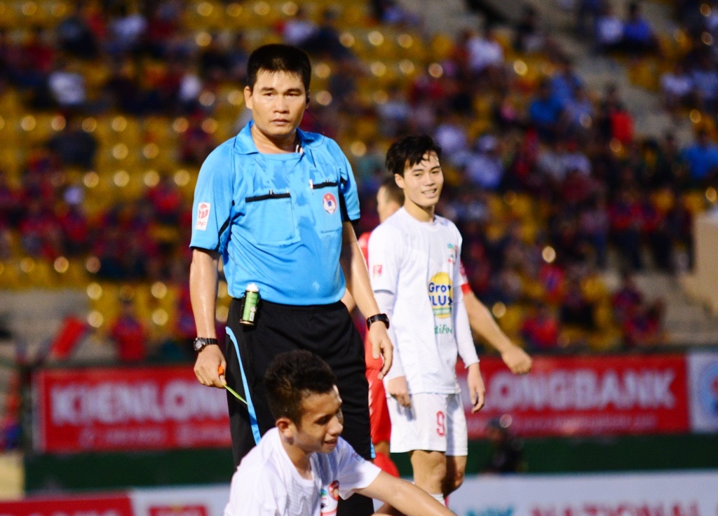 HAGL doi phat den o tran thua Binh Duong hinh anh