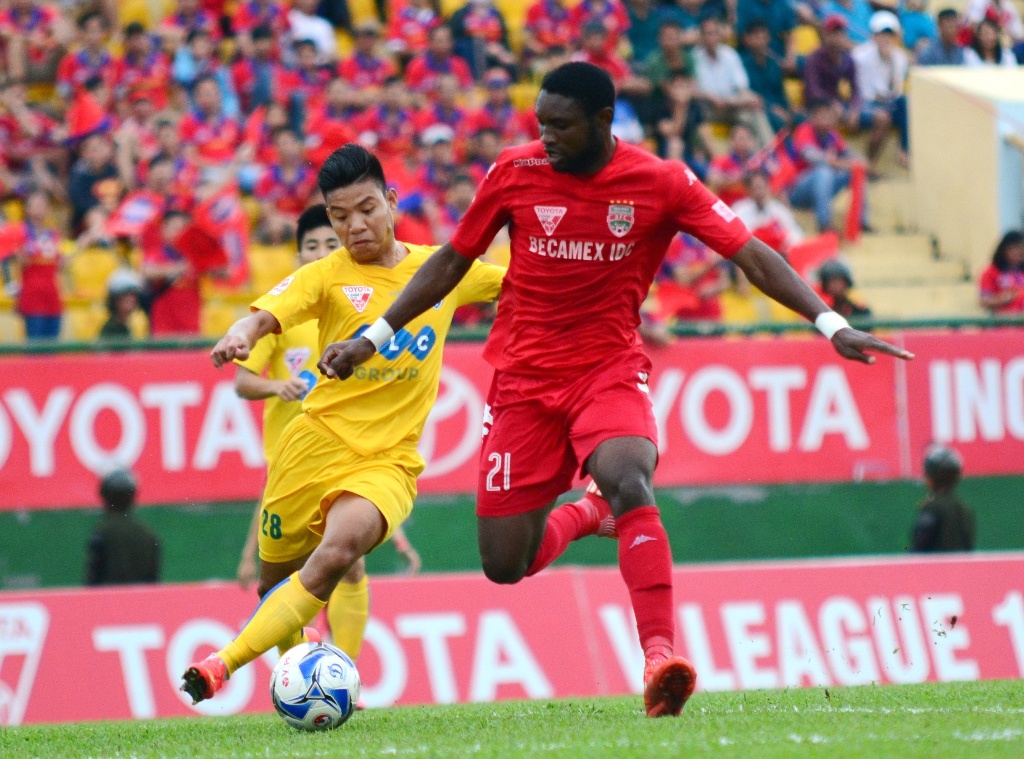 Tran Binh Duong vs Thanh Hoa chieu 25/6 anh 1