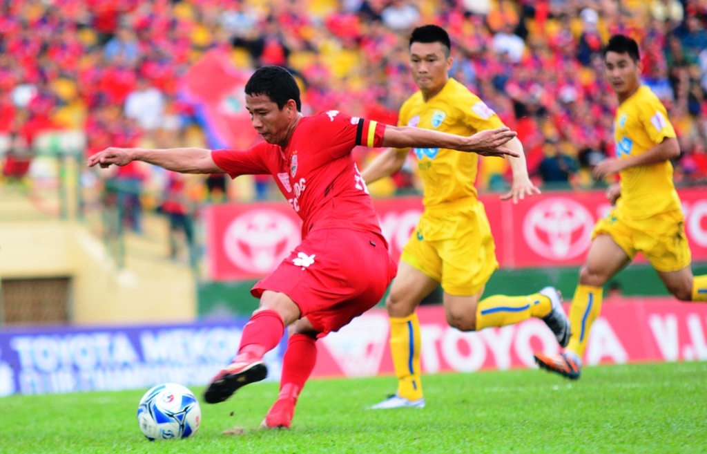 Tran Binh Duong vs Thanh Hoa chieu 25/6 anh 4