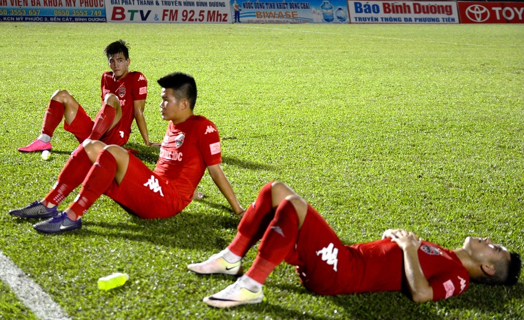 Tran Binh Duong vs Thanh Hoa chieu 25/6 anh 7