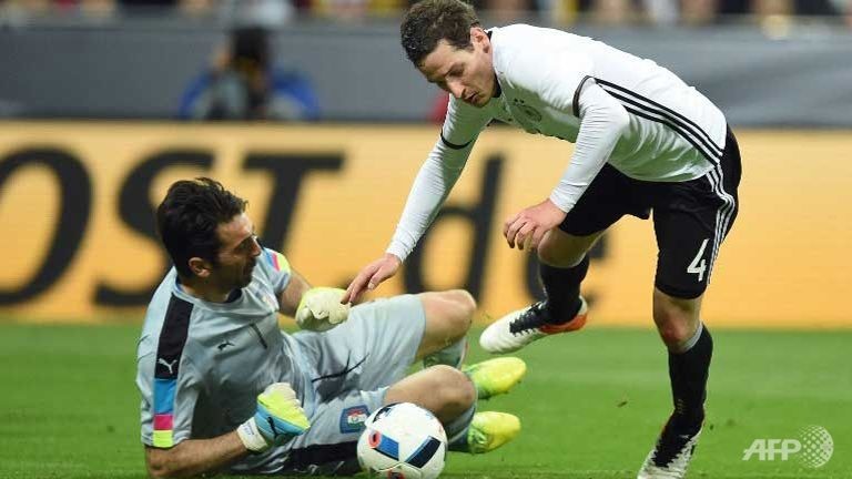 Trận tứ kết Đức va Italy ảnh 1 Tran tu ket Duc va Italy anh 1