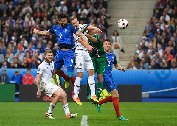 Schweinsteiger da chinh o ban ket anh 1