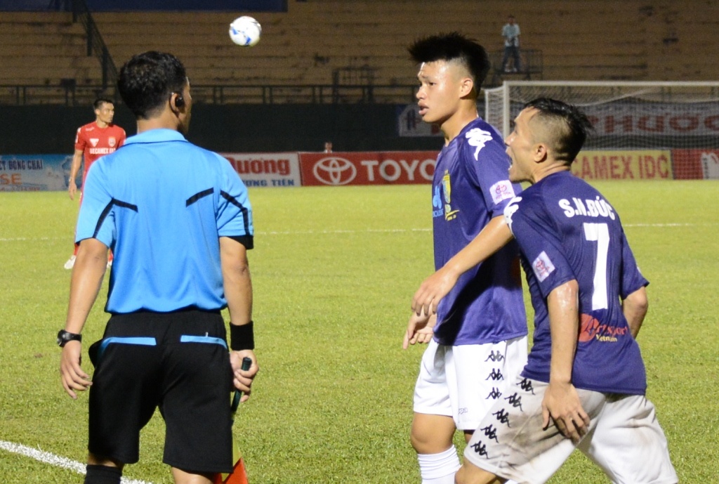 Bình Dương thua Hà Nội T&T 4-5 ảnh 1 Binh Duong thua Ha Noi T&T 4-5 anh 1