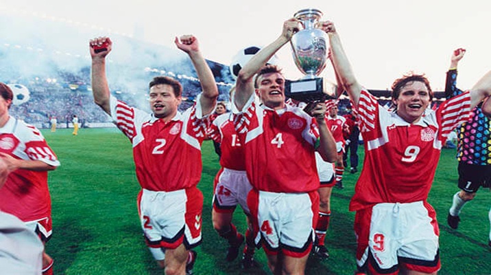 Khoanh khac cac tran chung ket Euro anh 11