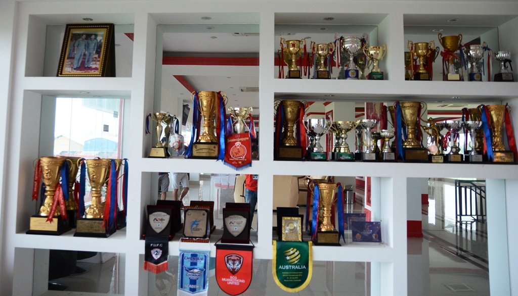 Kham pha CLB Phom Penh Crown anh 9