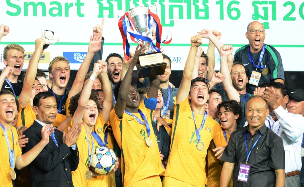 Bi mat dang sau chien thang cua U16 Australia hinh anh