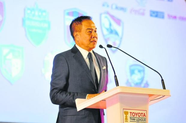 Van nan trong tai tai V.League anh 1