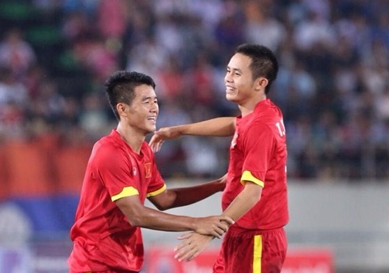 U19 Viet Nam tranh ngoi vo dich voi U18 Sapporo hinh anh